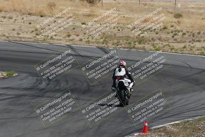 media/Apr-20-2025-AHRMA (Sun) [[393a79c373]]/Race/Group 10/Turn 4b/